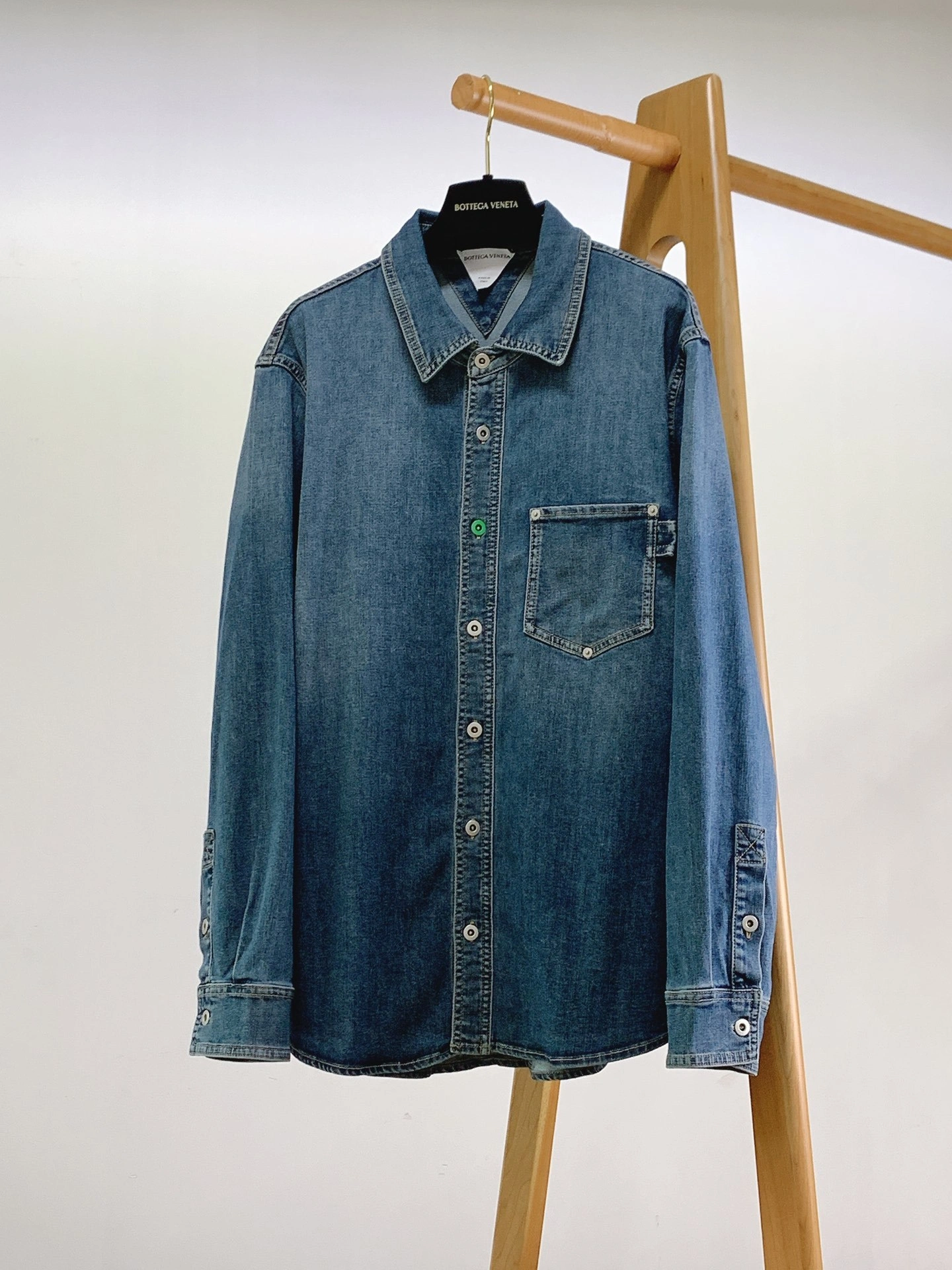 wg.luxury- V595t1 oversized item:D-F443J2327